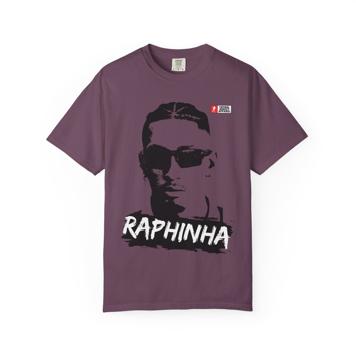 Futbol Addict oversized purple cotton graphic tee featuring a vintage-style portrait of footballer Raphinha.